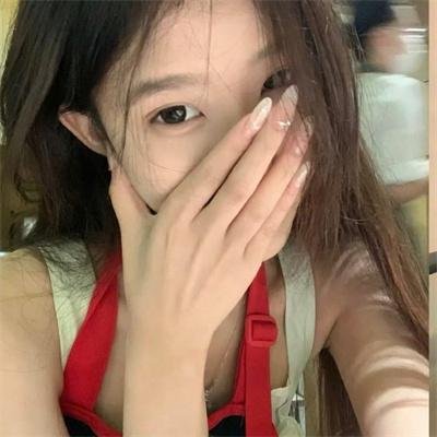 小妮扛枪